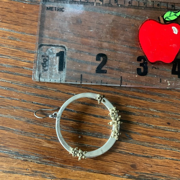 Floral Hoops - Picture 3 of 4